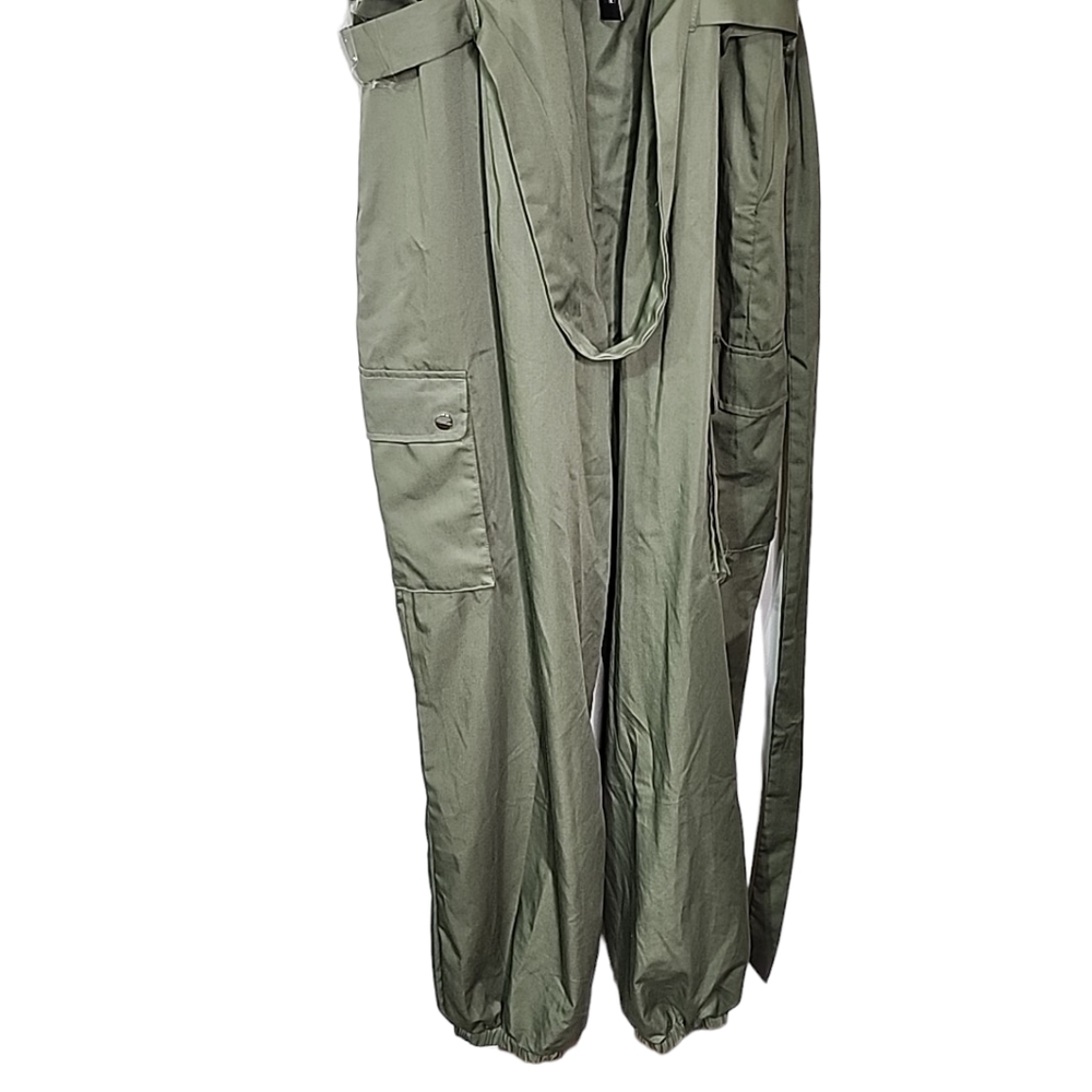 FASHION Nova Lace cargo Jumpsuit. Size 1x - Picture 5 of 8